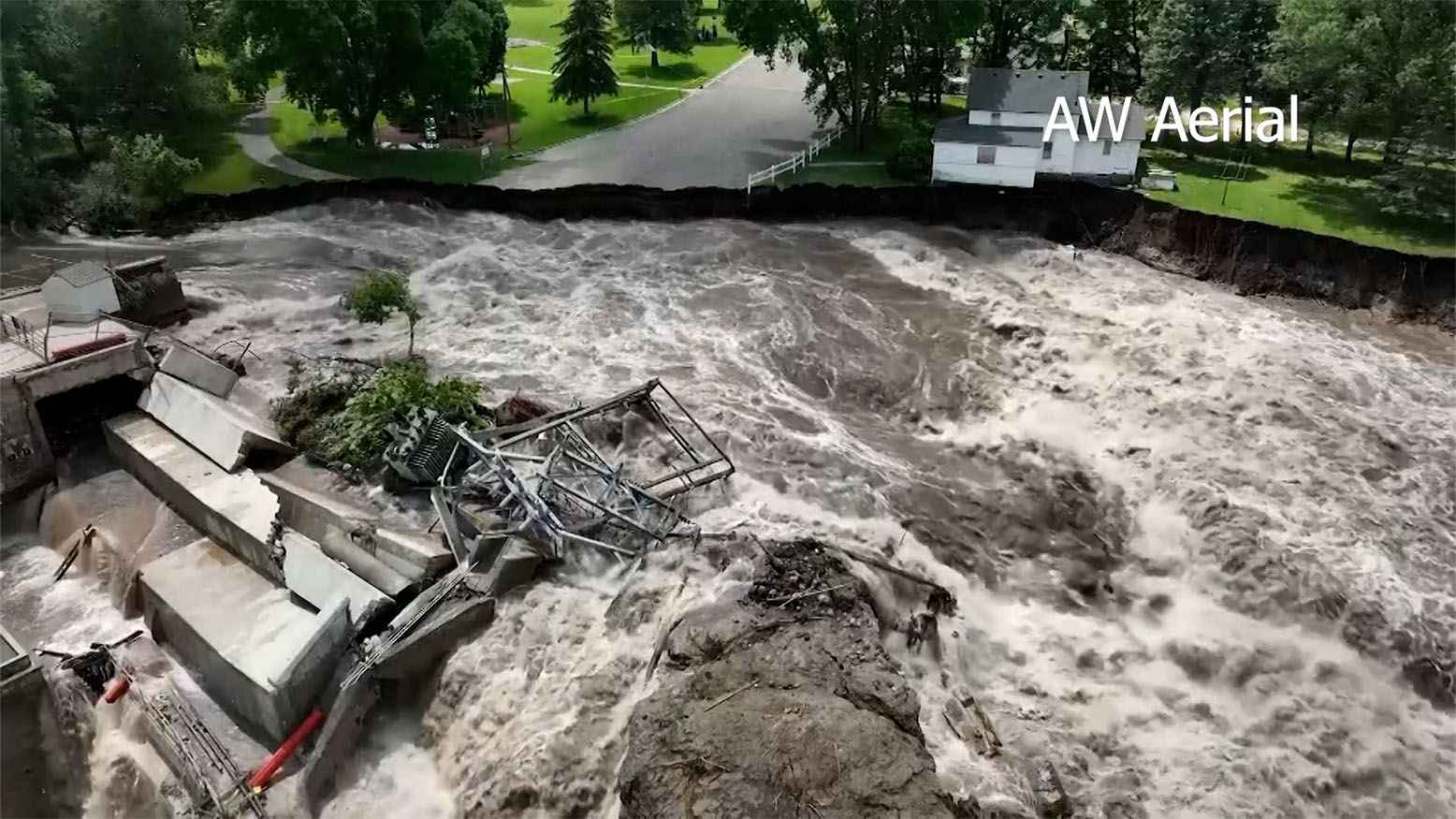 Flooding washes over several states | Iowa PBS