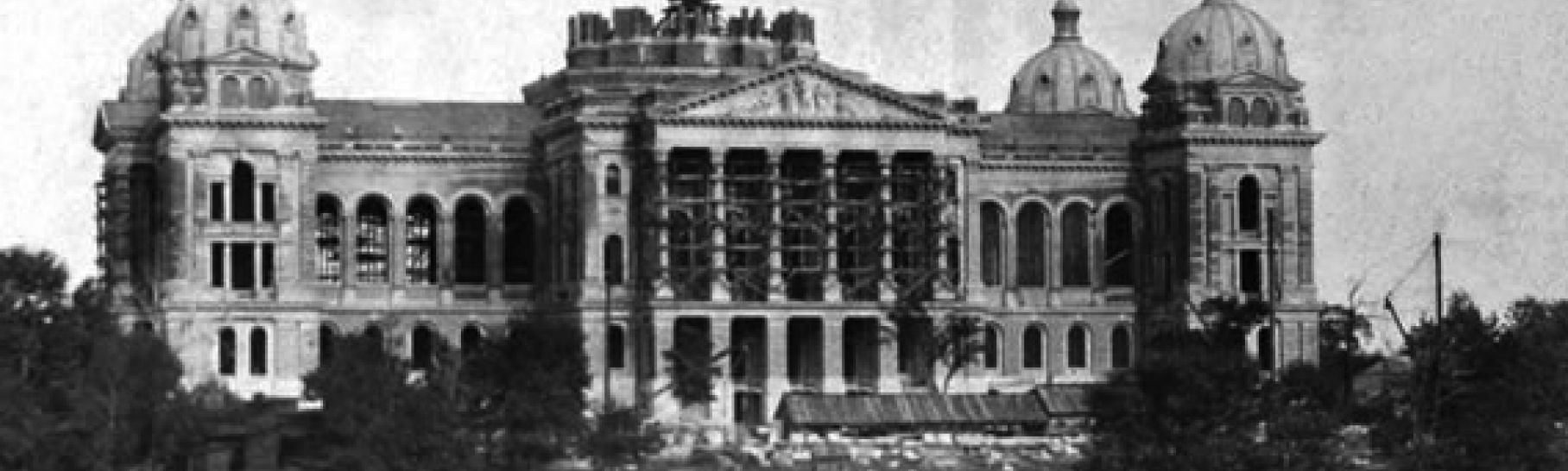 Building the Dome of the Iowa Capitol, 1880 