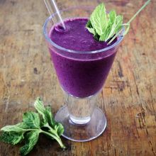 berry lavender smoothie